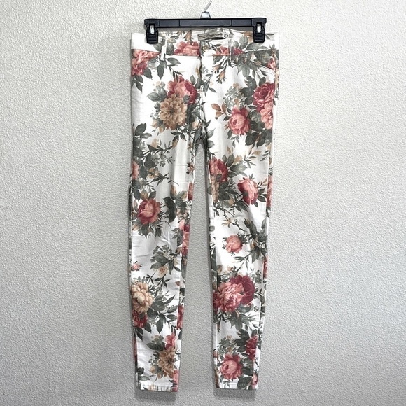 Zara Floral Jegging Jeans - Picture 1 of 12